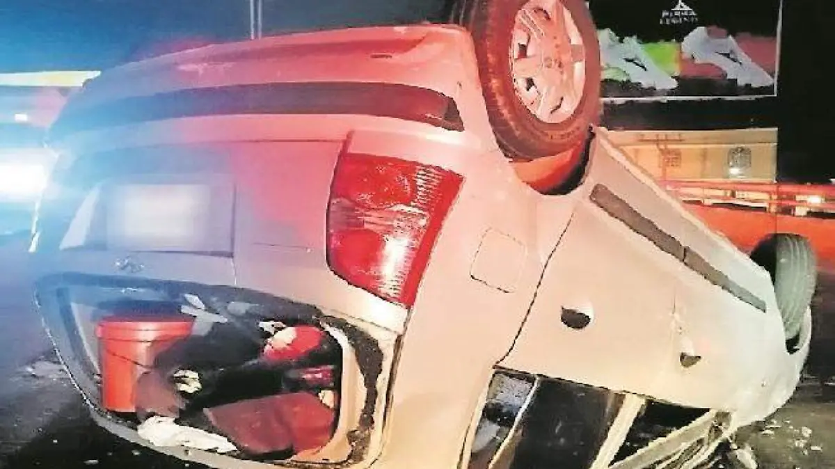 FOTO UNICA SOLO DAnOS POLICIA_CMYK