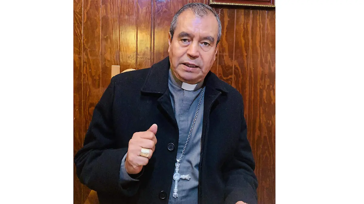 ARZOBISPO ENTREVISTA (2)
