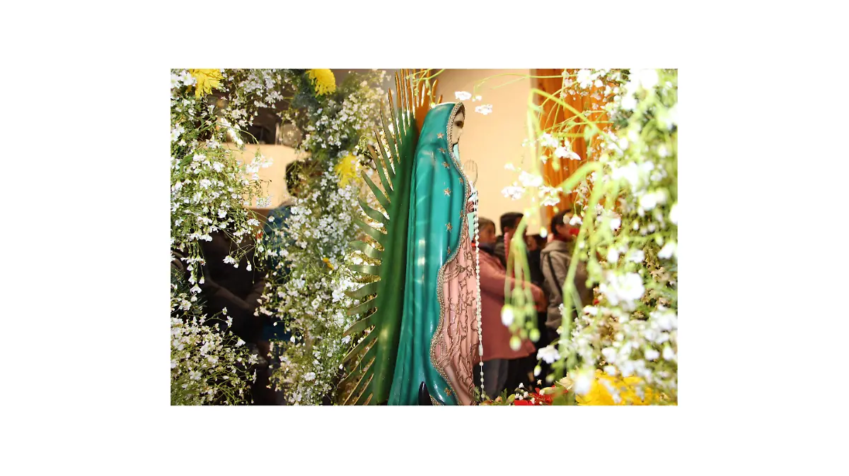 CELEBRAN A LA VIRGEN (17)