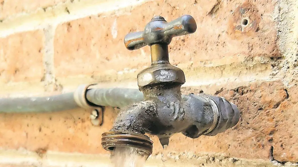 4  AGUA _ JAFET TERRAZAS_CMYK