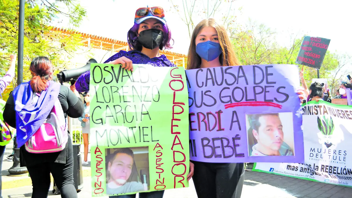 1 MUJER GOLPEADA _ JAFET TERRAZAS_CMYK