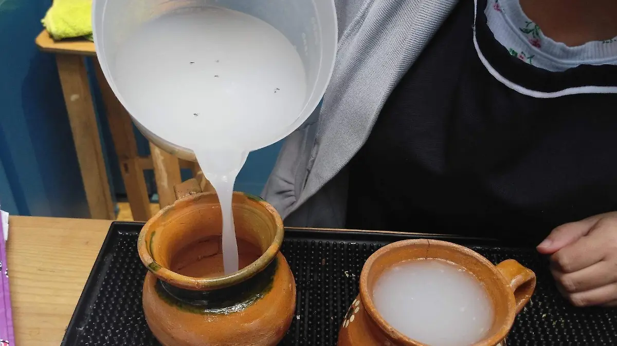 SE EXTINGUEN PULQUERIAS 2