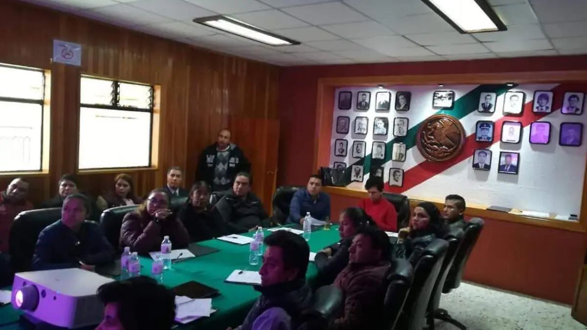 SESION CABILDO ACAXOCHITLAN 2