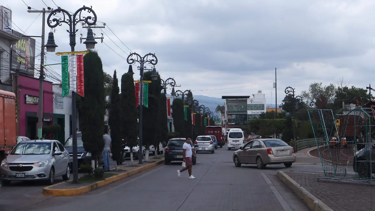 1 DESFILE _ JAFET TERRAZAS