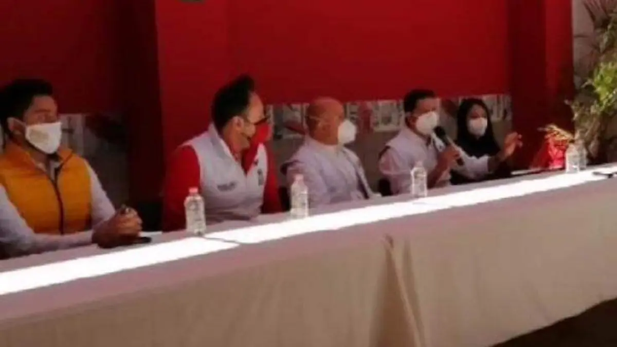 RUEDA DE PRENSA RODRIGO FRAGOSO (1)