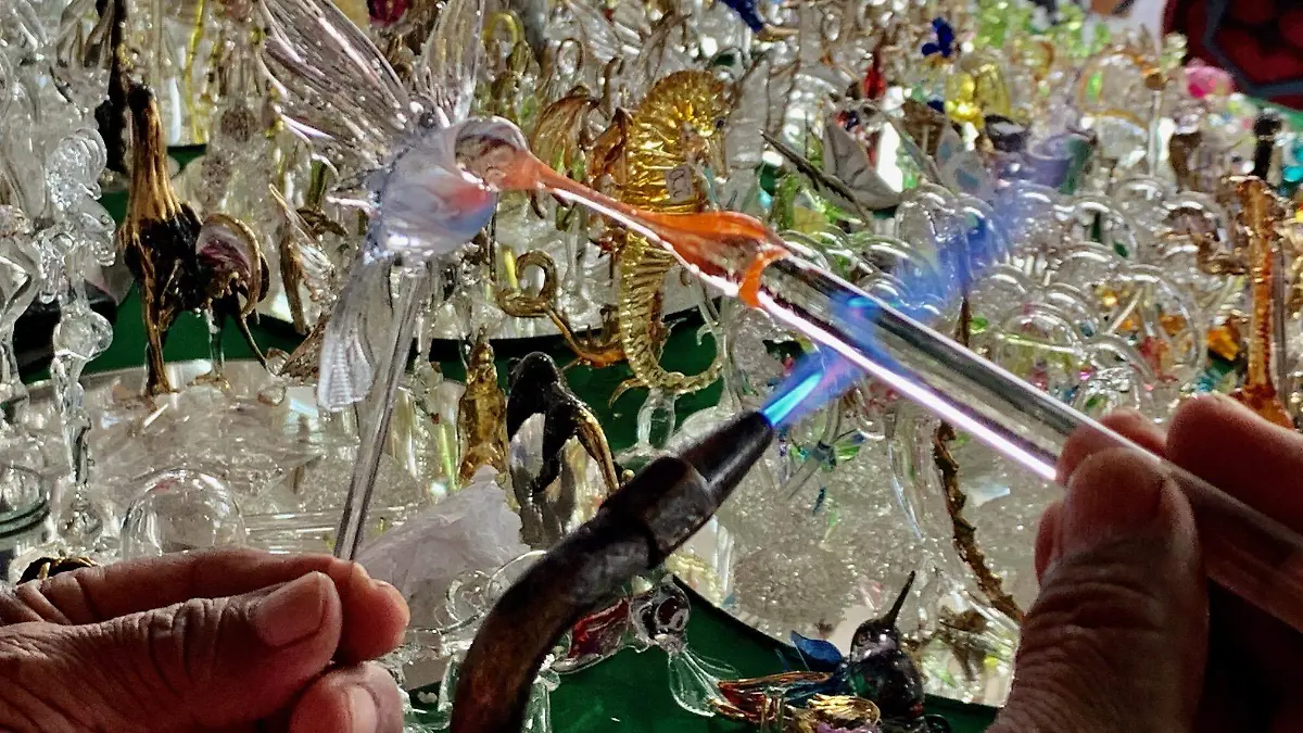 FIGURAS CON TECNICA VIDRIO (1)