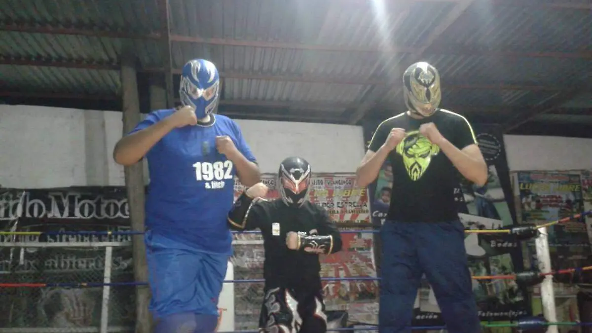 LUCHAS 2