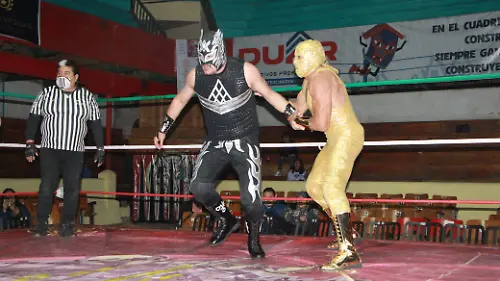 LUCHAS