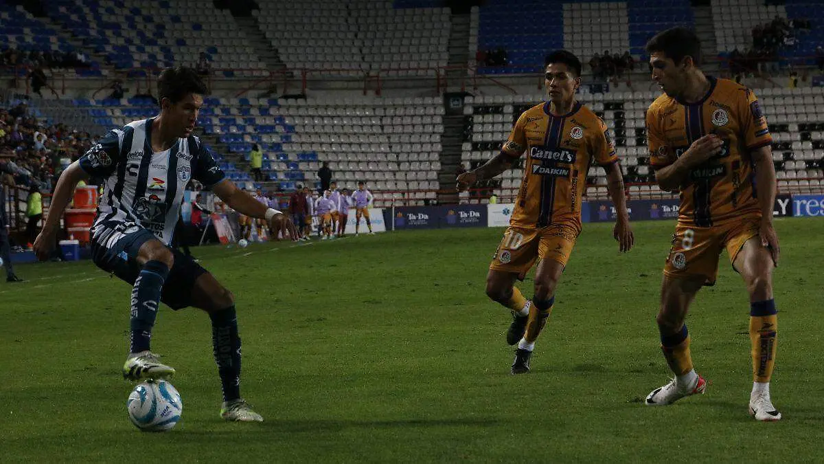JOSÉ CASTILLO REFUERZO