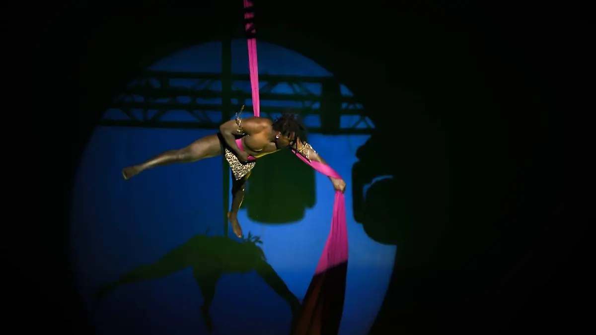 CIRCO K LIRA 13