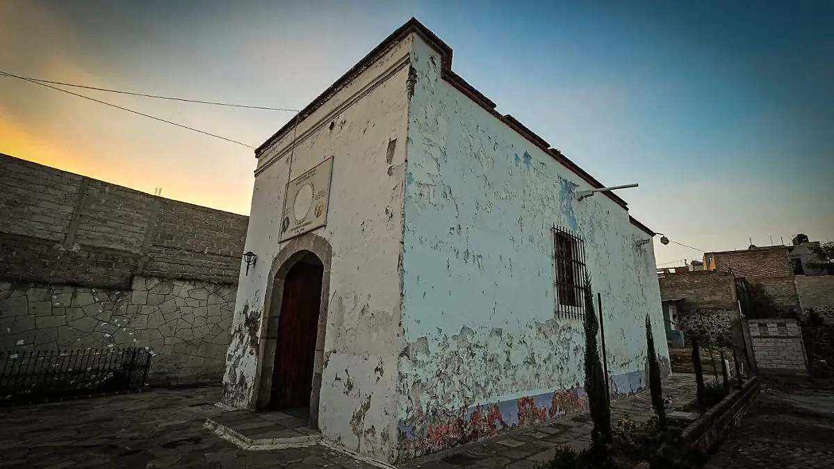 CAPILLA ESPIRACIÓN EDUARDO ISLAS