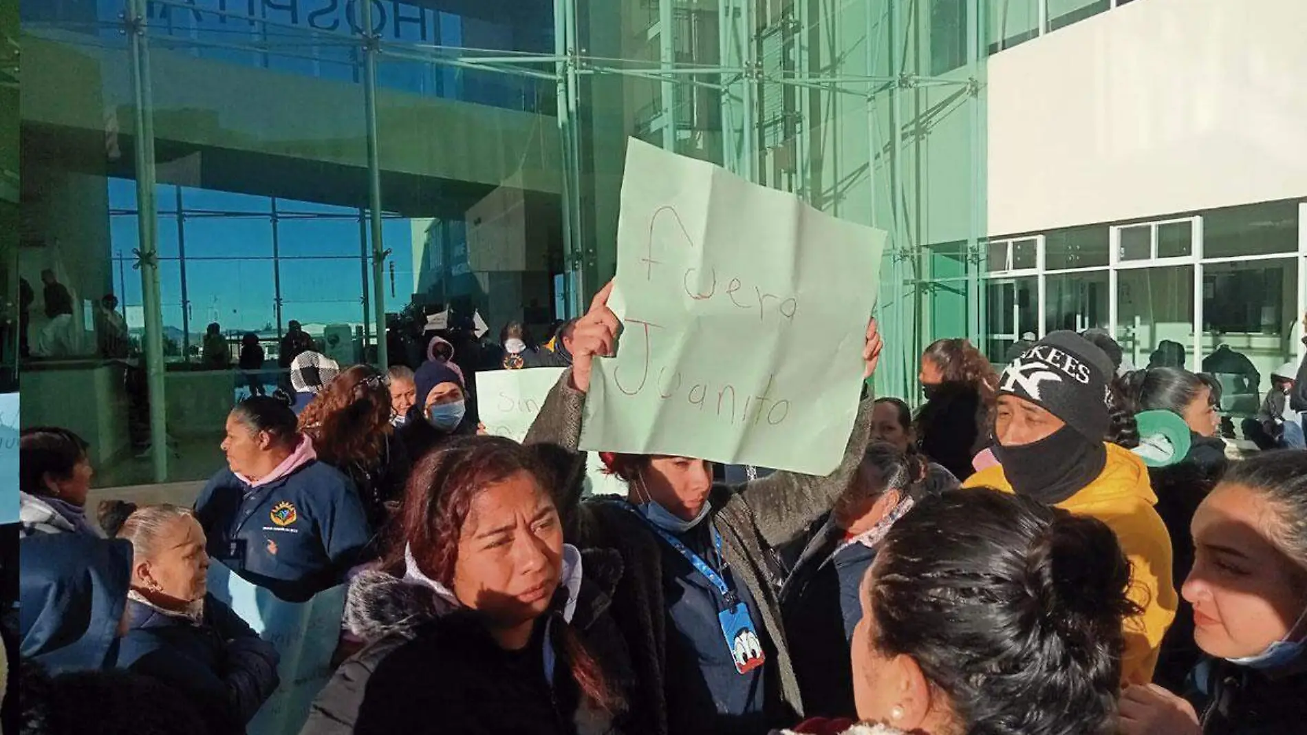 Protesta de personal subcontratado en el Hospital General de Zacatecas