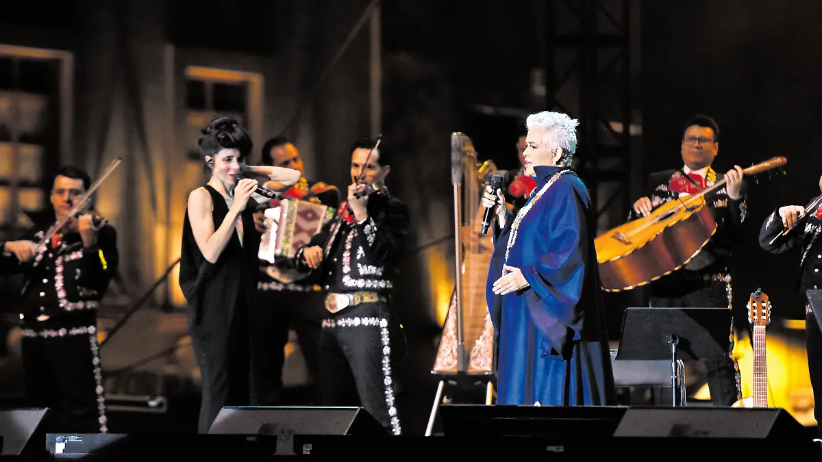 Ely Guerra y Eugenia León
