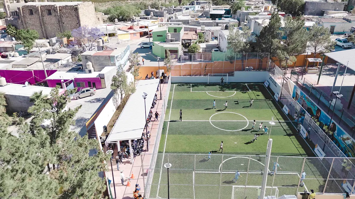 Cancha de futbol en Mazapul