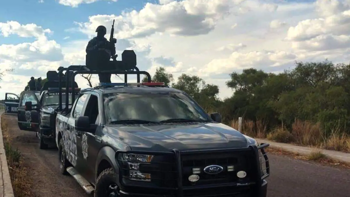 Elementos de la Policía Estatal en operativo