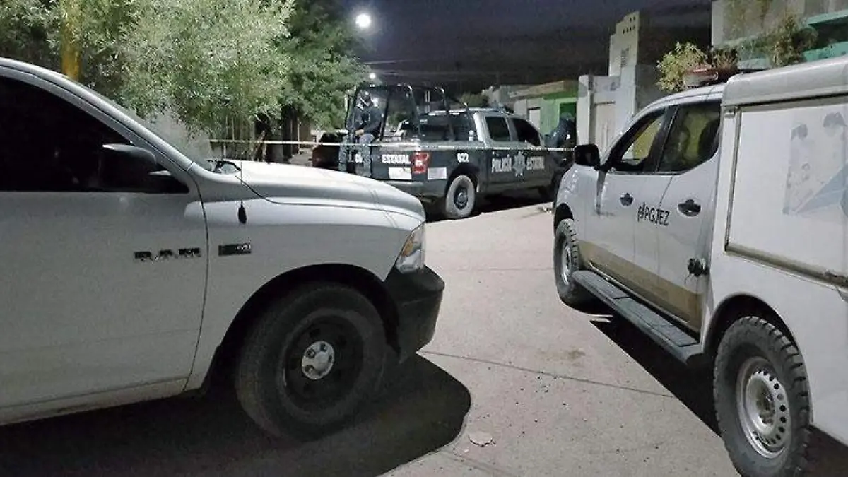 Patrullasdelapolicíaydelafiscalíaenunacalle