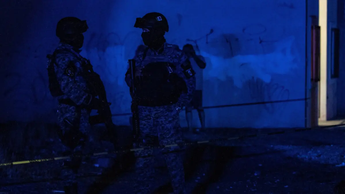 Elementos de la guardia nacional en zona de intervención
