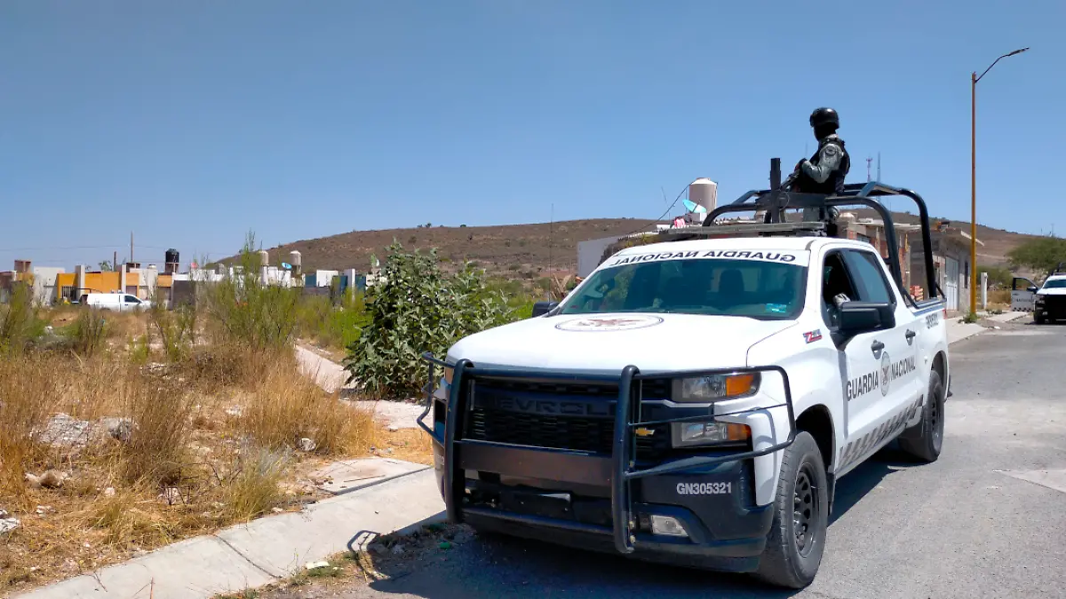 Elementos policiacos en el fraccionamiento Colinas del Real en Fresnillo, Zacatecas