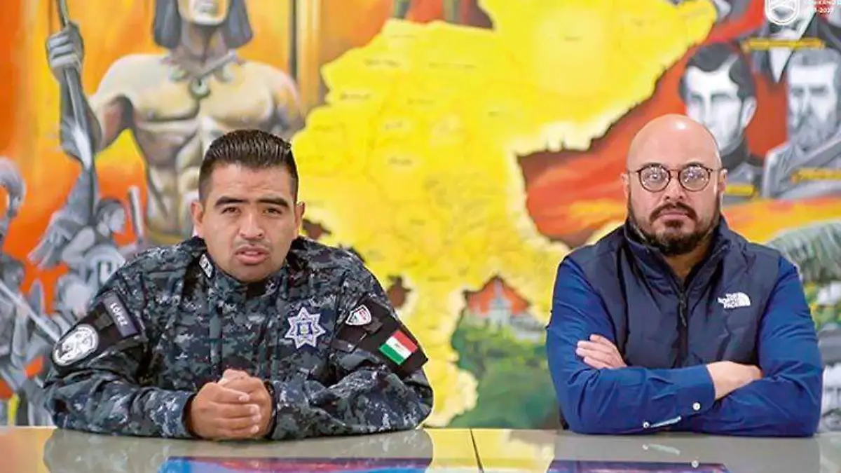 Arturo López Bazán (I), secretario de Seguridad Pública y Francisco Murillo Belmontes, fiscal general de Justicia en conferencia virtual