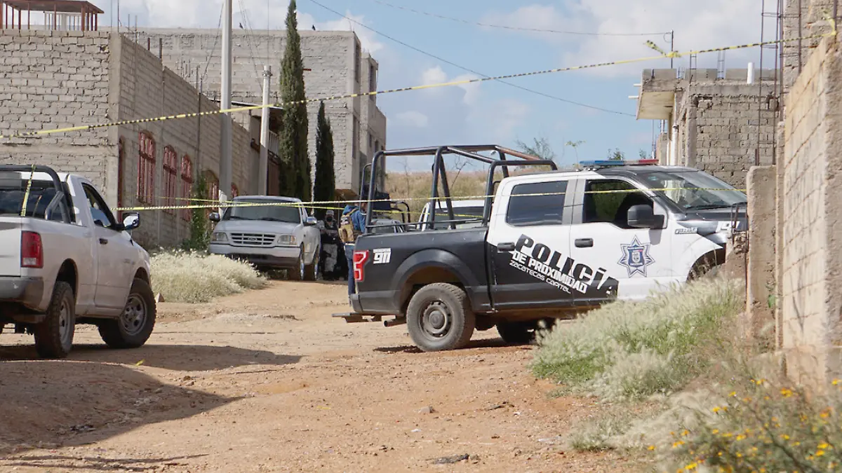 En uina bodega de la colonia España en Zacatecas fueron asesinados tres hombres, uno era menor de edad