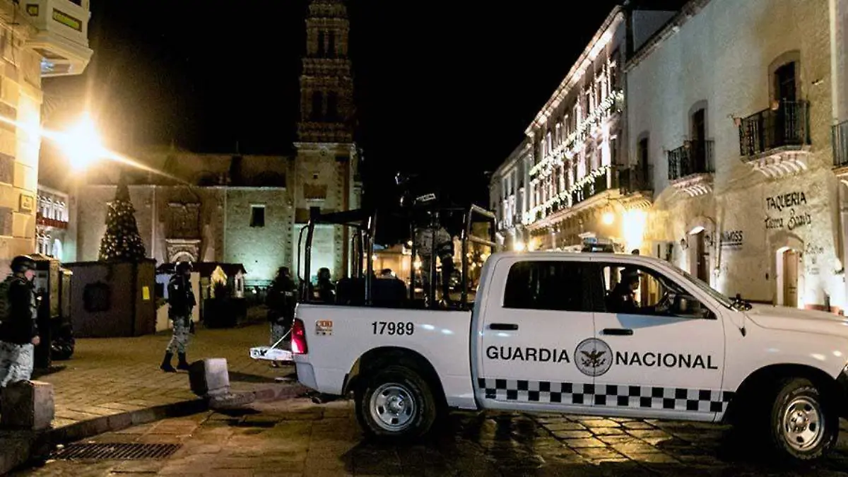 Operativo en Plaza de Armas en Zacatecas