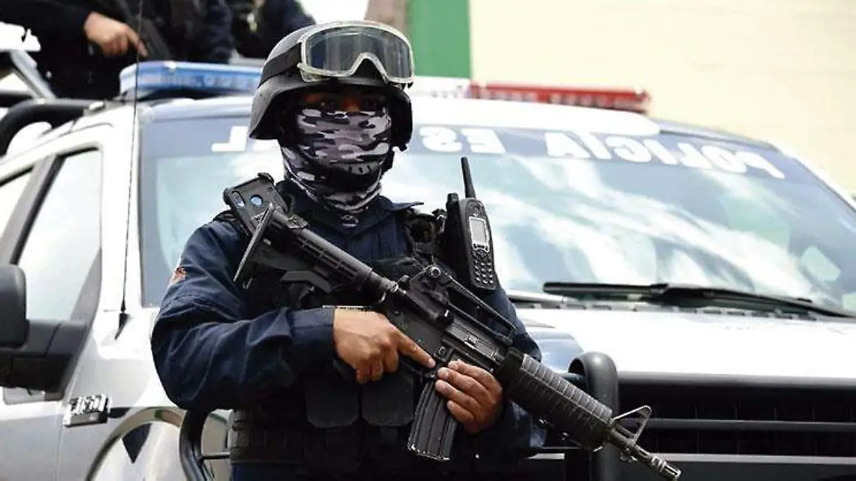 Policíasestatalesarmados