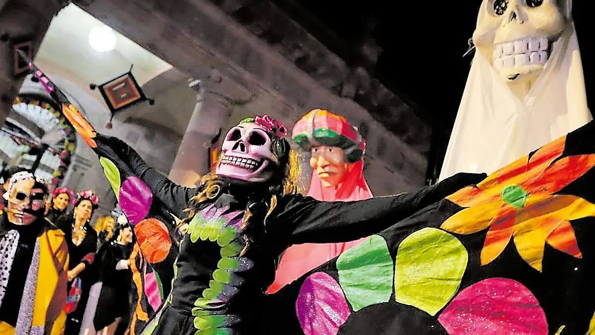 Desfile Día de Muertos centro histórico de Zacatecas