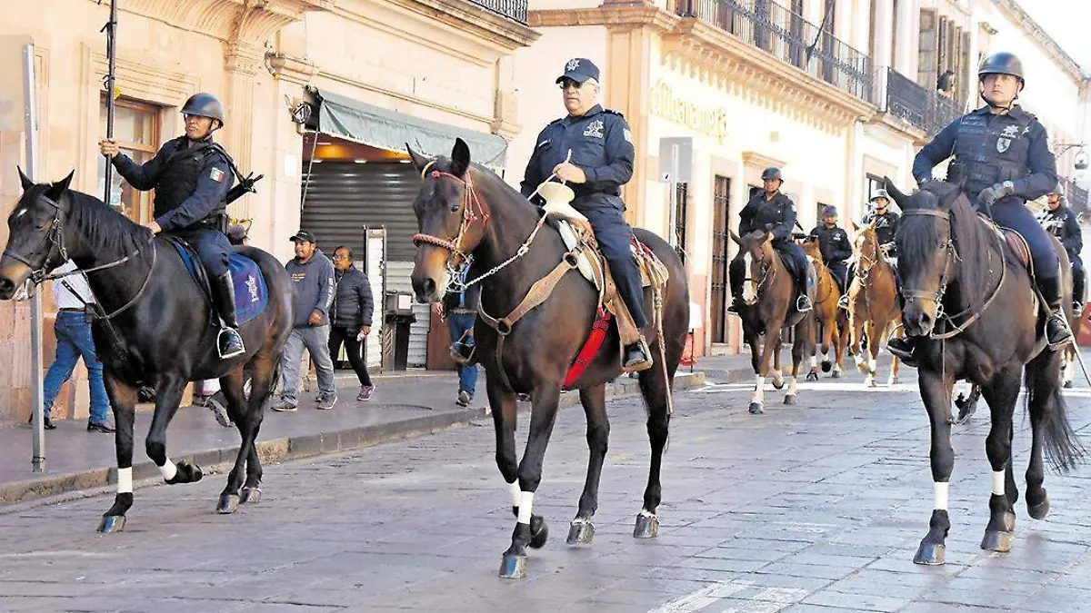 Elementos de la Secretaría de Seguridad Pública del Estado participaron en la Cabalgata La Gran Fuerza de México