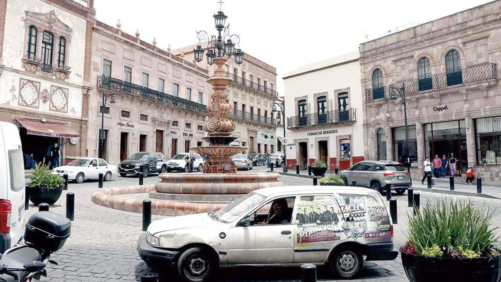 vehículos-en-la-capital-de-Zacatecas