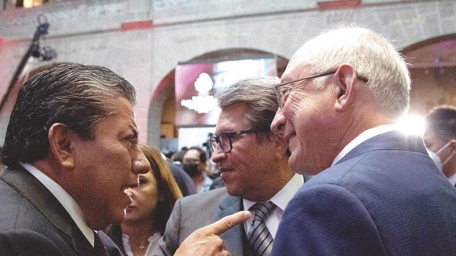 Encuentro-informal-de-David-y-Ricardo-Monreal-con-Ken-Salazar