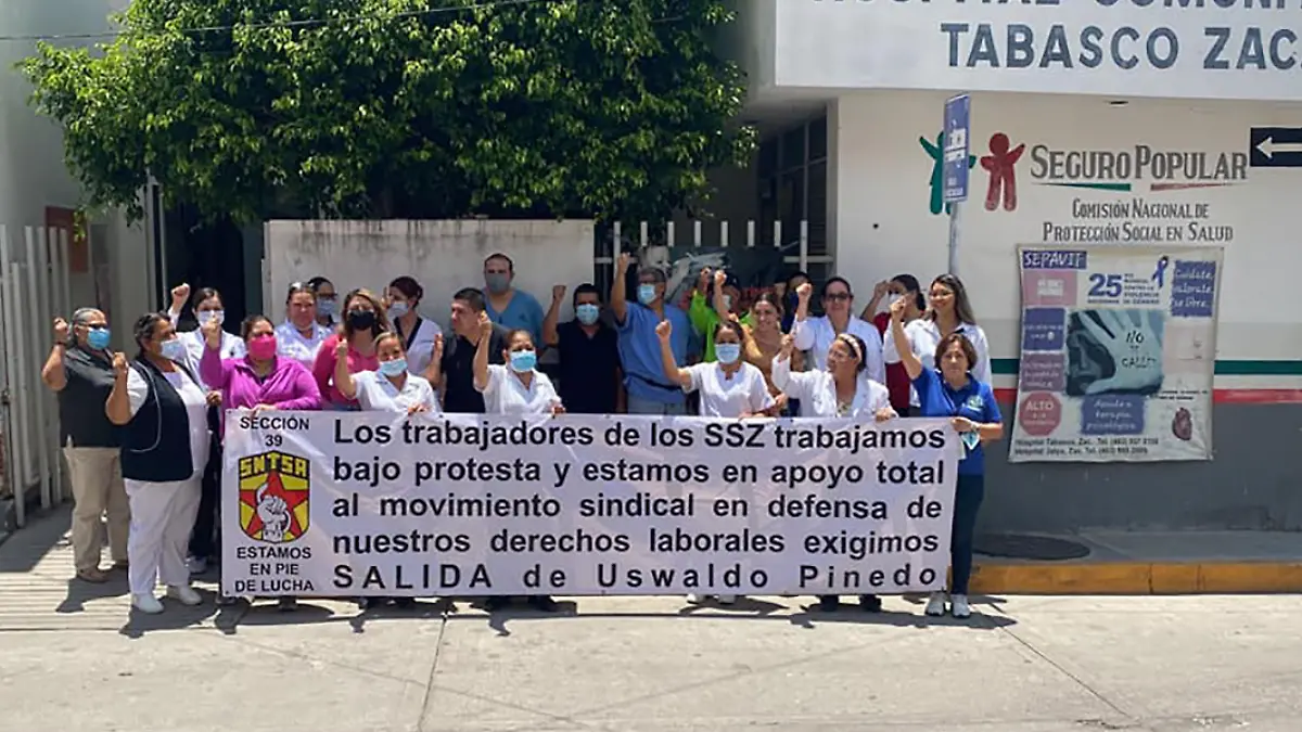 personal laborando bajo protesta
