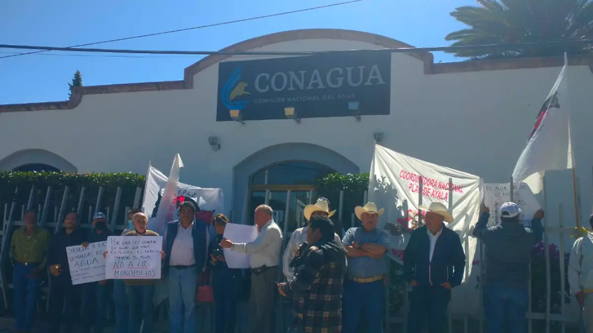 Protesta del fplz en Conagua