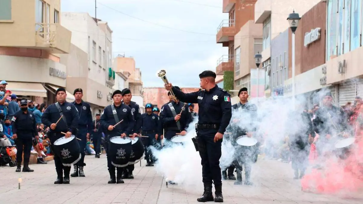 Desfile de Independencia en Fresnillo