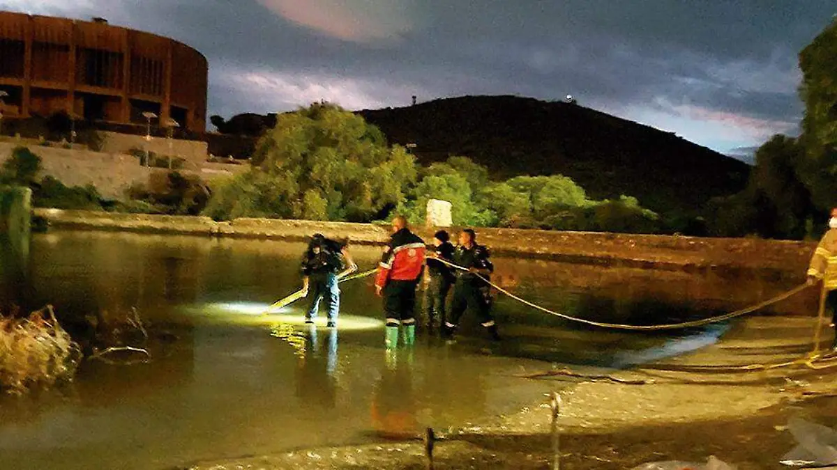 Elementos de Protección Civil Estatal realizaron el rescate del cuerpo