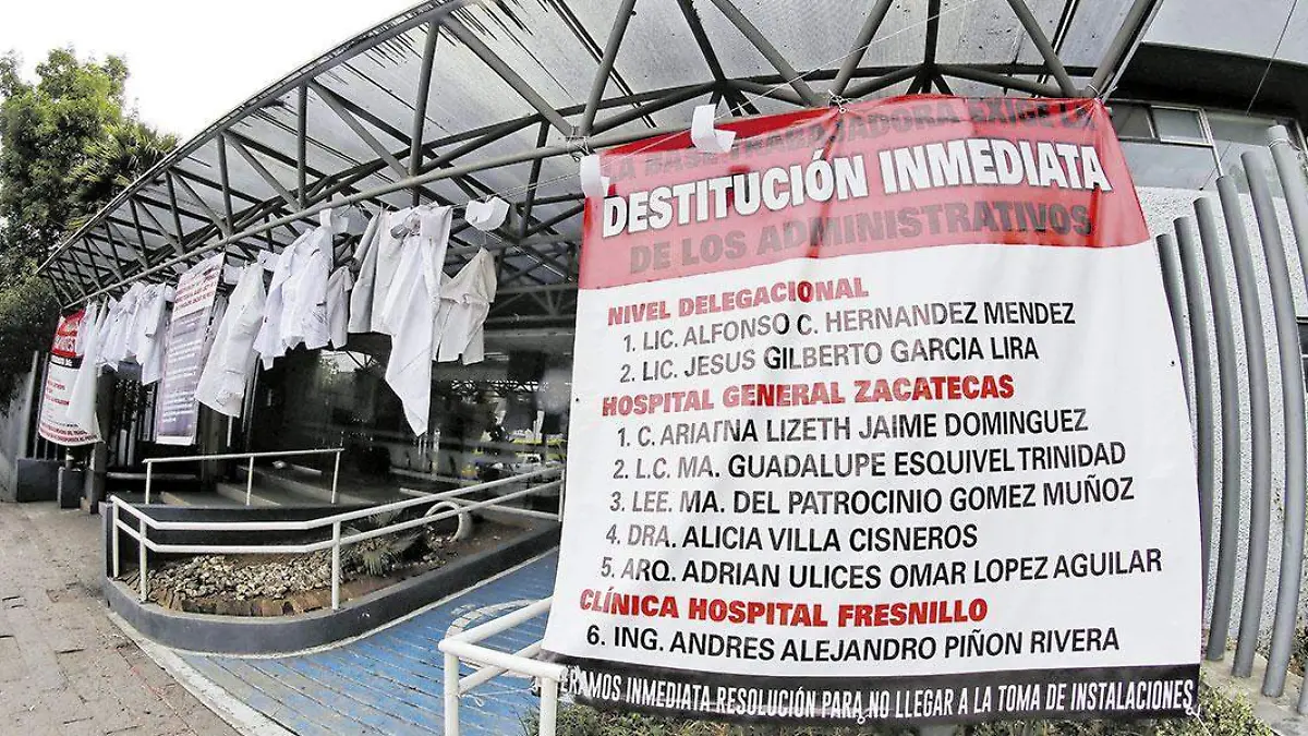 Protesta-en-el-hospital-general-del-ISSSTE
