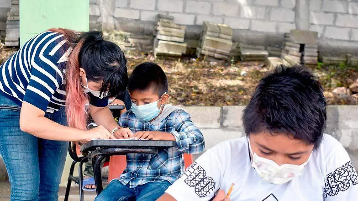 Niños en salón de clases