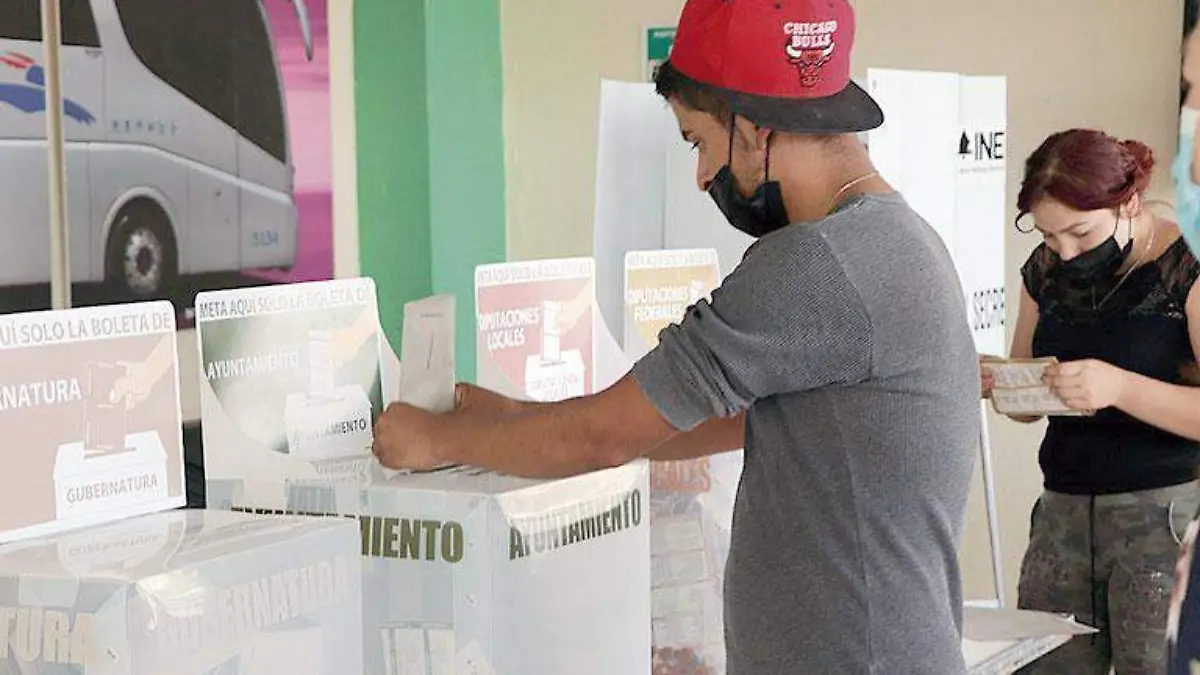 ciudadanodepositandosuplanilladevotación