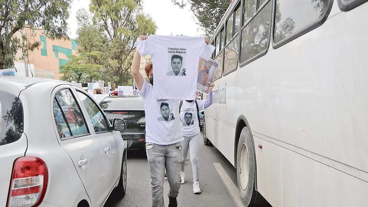 Marcha por jóvenes asesinados