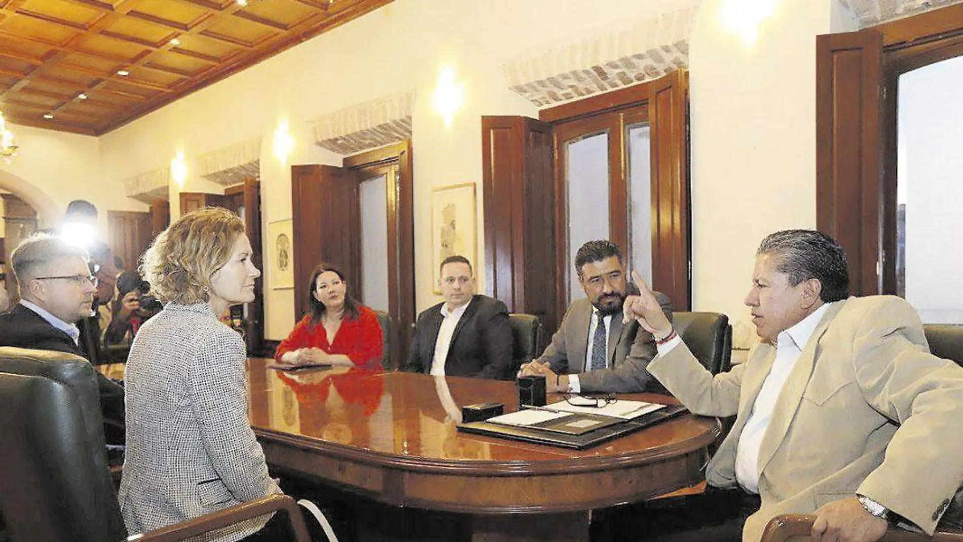 David-Monreal-(D)-se-reunió-con-ejecutivos-de-Epiroc