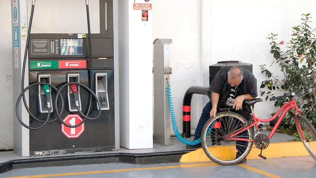 Estación de Servicio de Gasolina