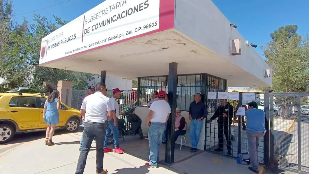 Sindicalizados toman oficinas