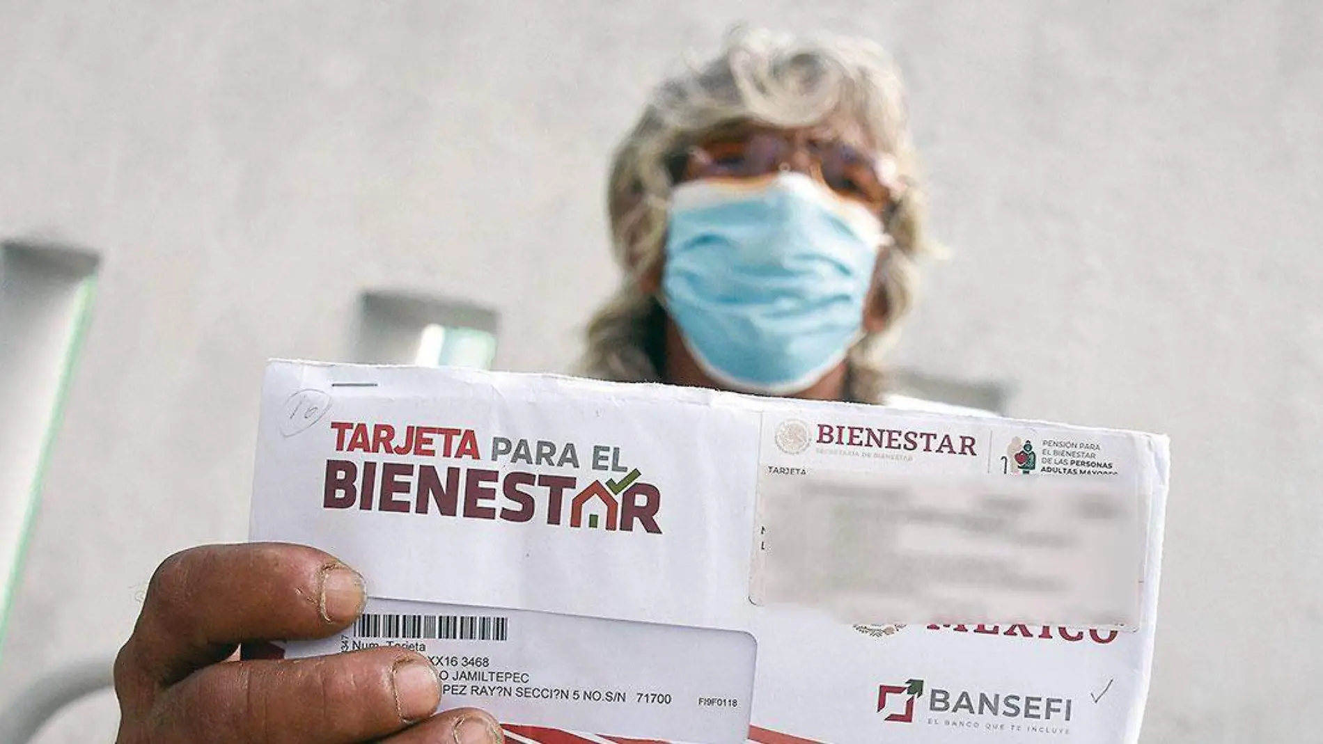 Beneficiaria-de-pensión-del-bienestar