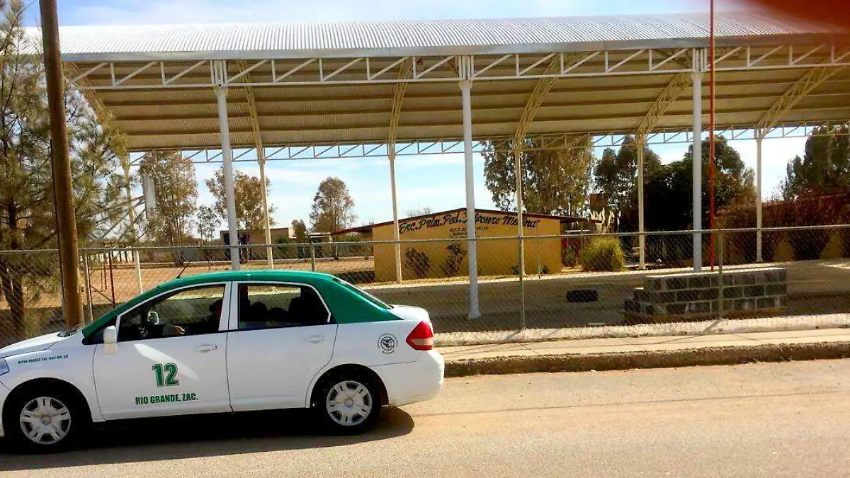 Vehículo de servicio de alquiler tipo taxi de Río Grande, Zacatecas