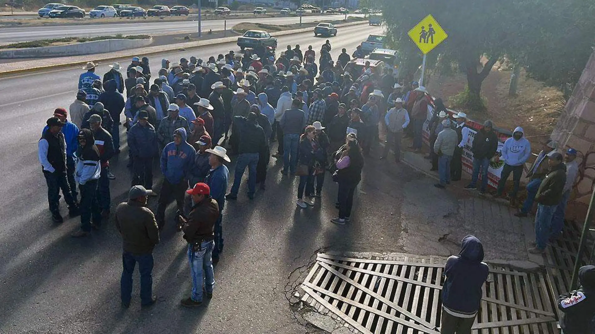 Productores-zacatecanos-protestan-por-altas-tarifas-de-la-CFE