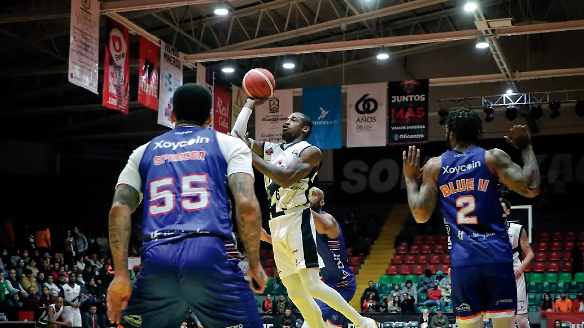 Libertadores de Querétaro superó a MIneros de Zacatecas en la duela