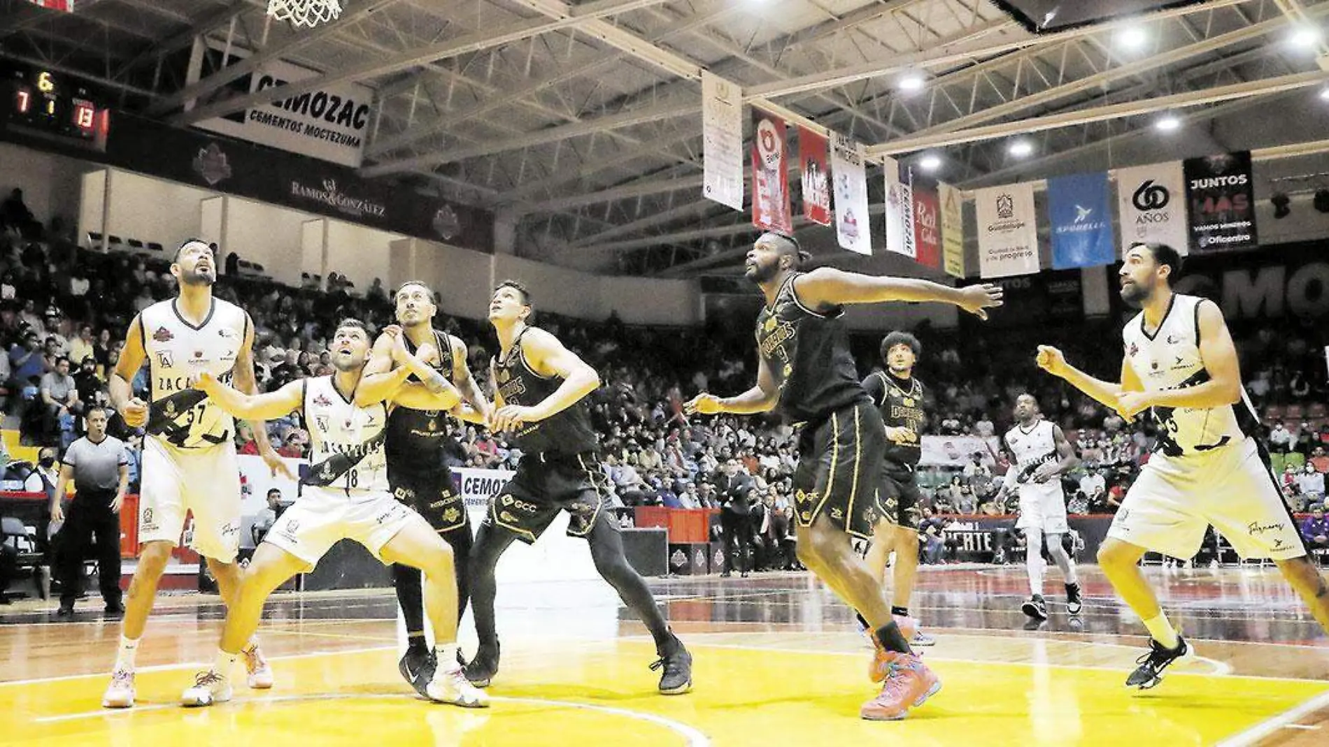 Mineros-quitó-el-invicto-a-Dorados