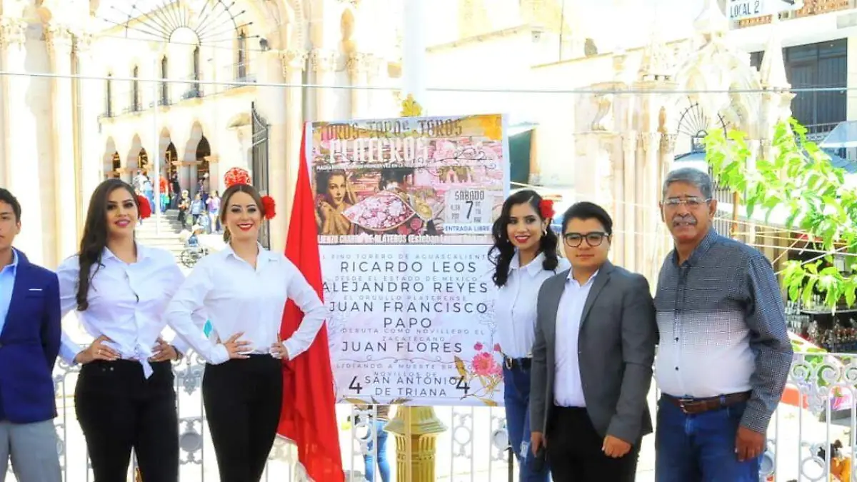 Presentación cartel de novillada en Plateros, Zacatecas