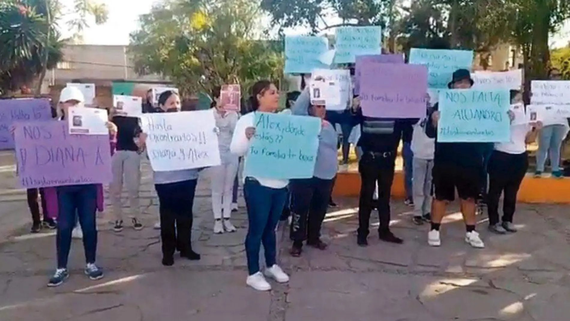 protesta-en-la-plaza-de-Villa-García,-Zacatecas