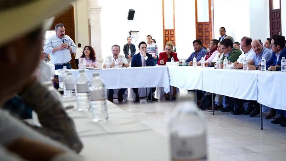 Reunión con representantes pueblo de O'dam