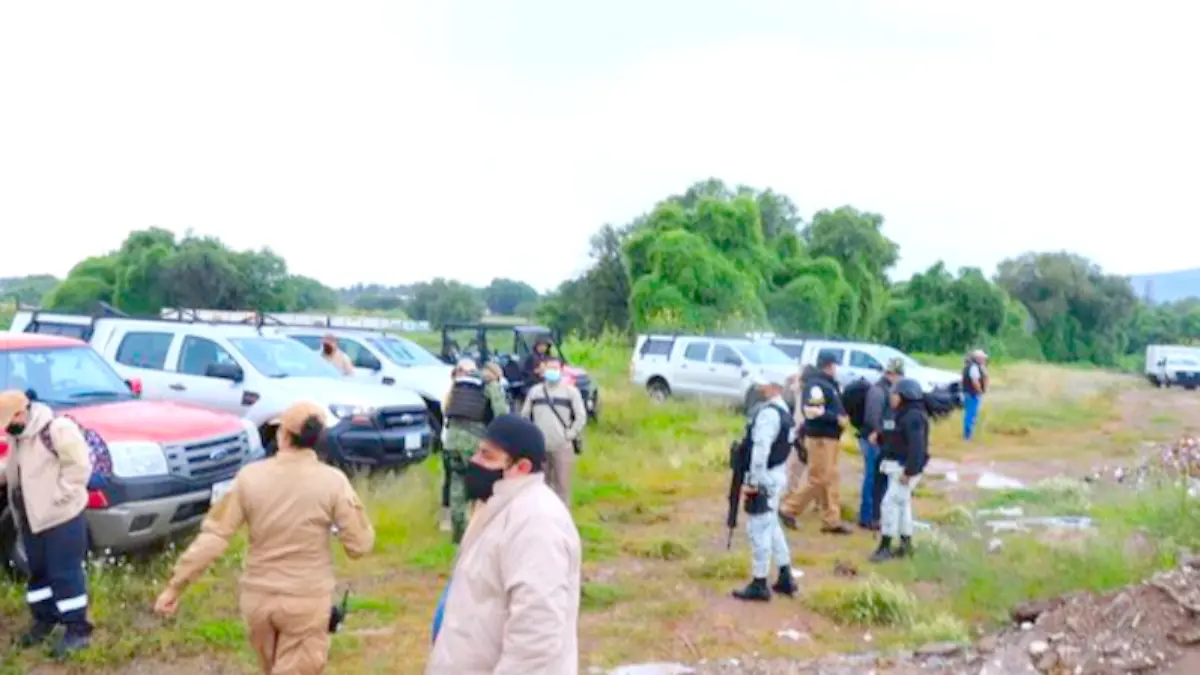 Labores de búsqueda por especialistas en La Zacatecana